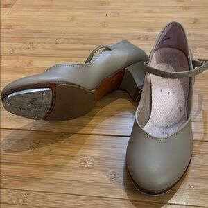 Capezio TeleTone Tan Girls/Women's Tap Shoes